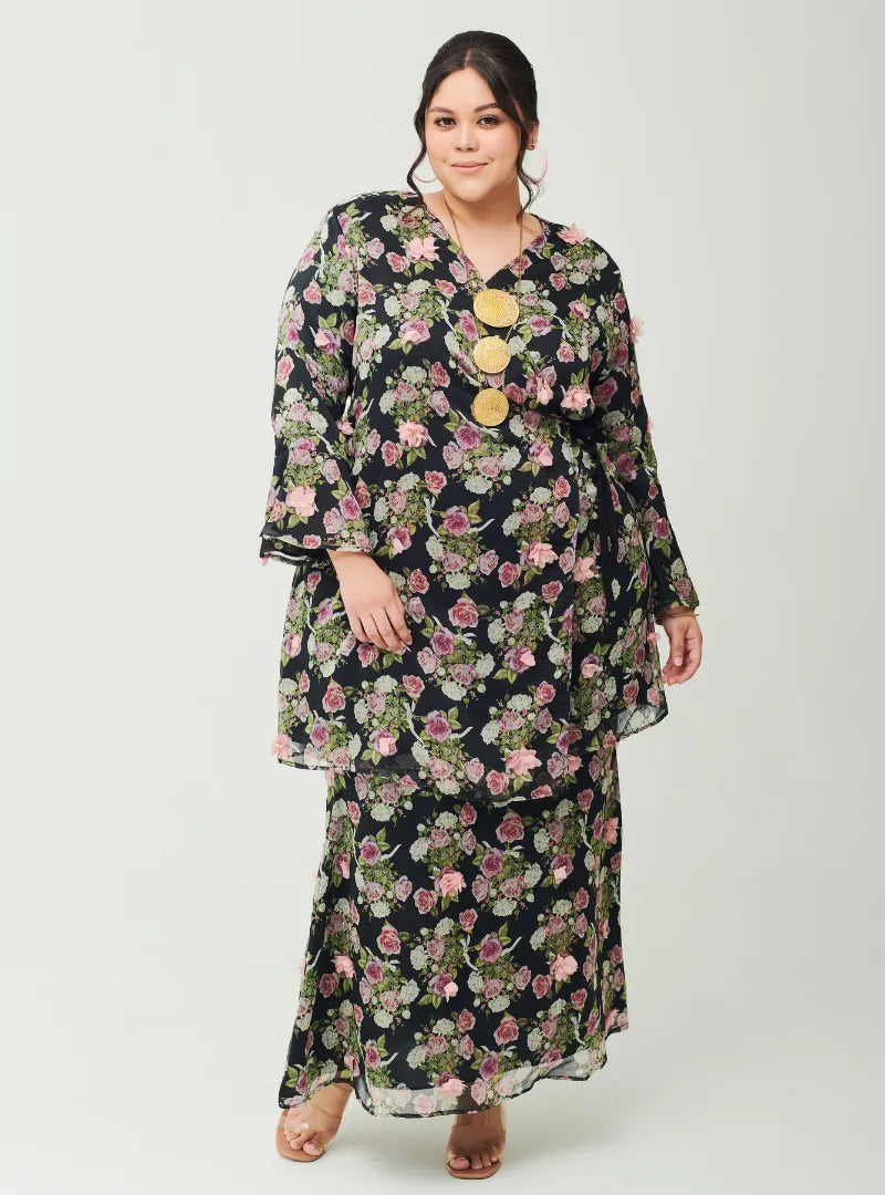 A woman dressed in Black Tun Salma 3D Chiffon Fleur Wrap