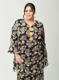 A woman dressed in Black Tun Salma 3D Chiffon Fleur Wrap