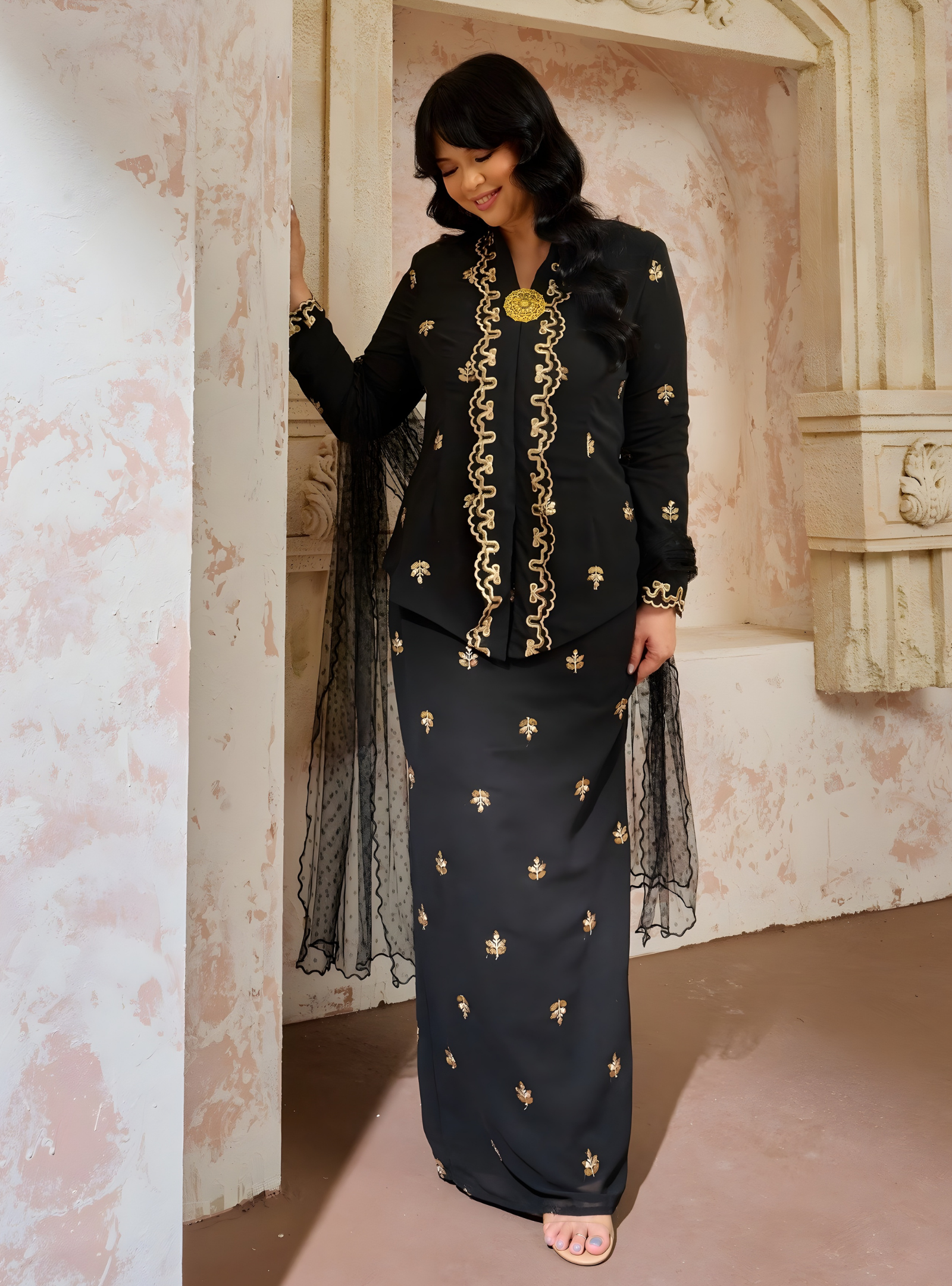 Seri Fatimah Embroidered Kebaya Kurung - Black