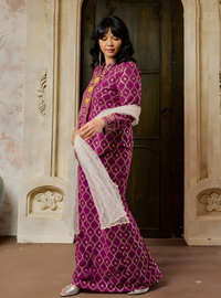 Seri Cempaka Embroidered Kebaya Kurung - Magenta