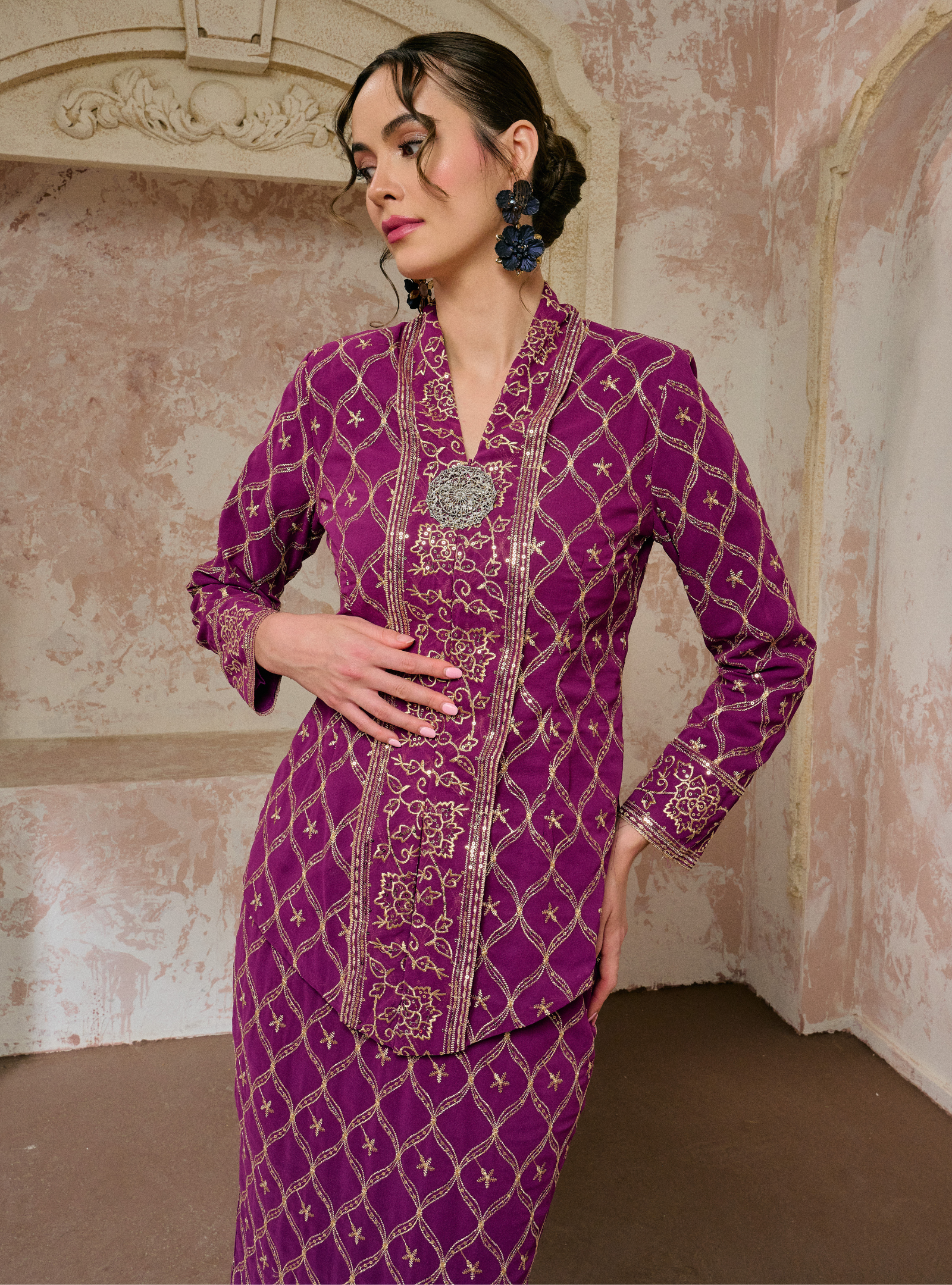 Seri Cempaka Embroidered Kebaya Kurung - Magenta