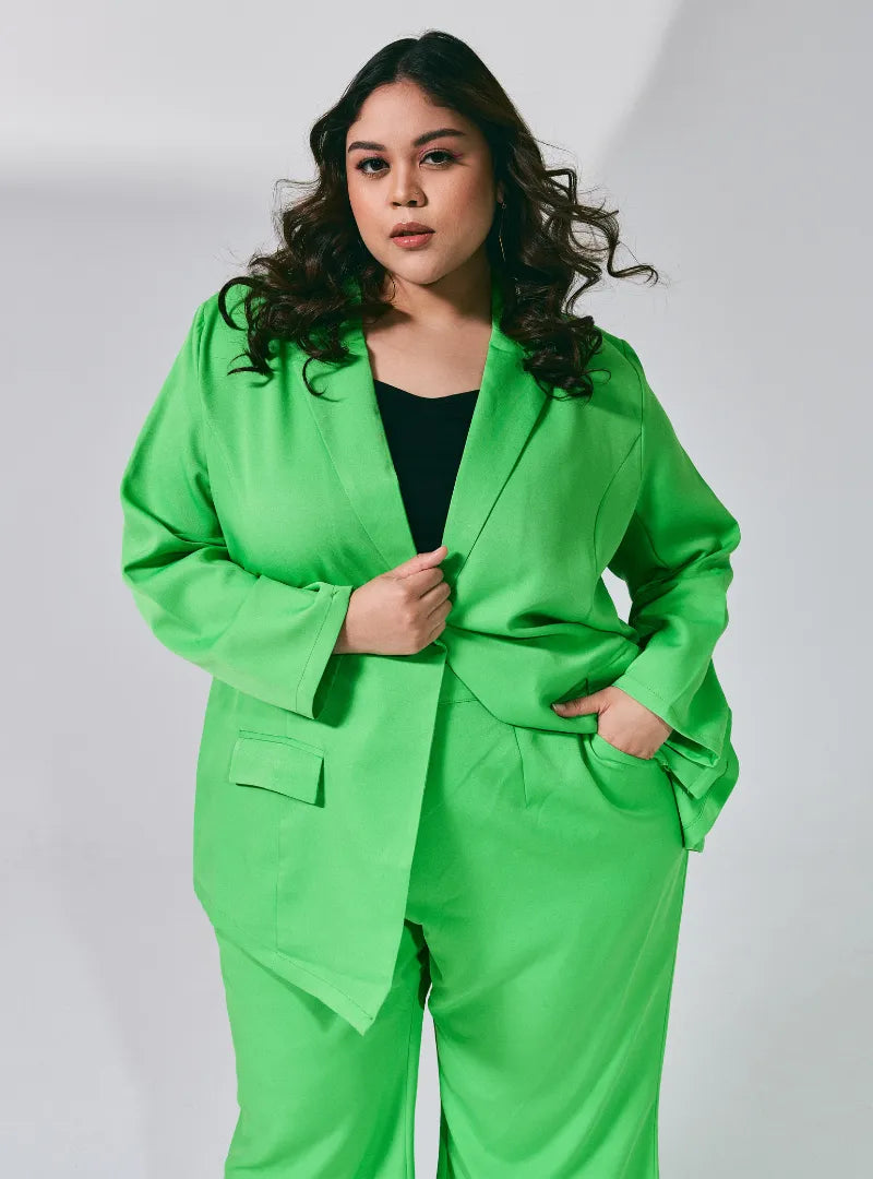 A woman wearing Green Lapel Collar Oversized Blazer