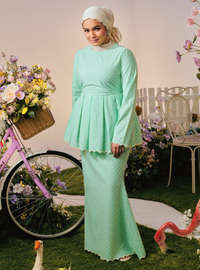 Tun Zera Peplum Embroidered Eyelet Kurung - Mint Green