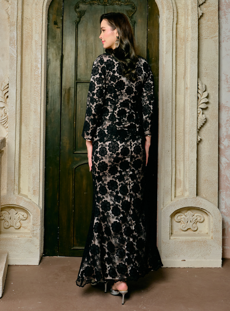 Manis Rafizah Lace Kebaya Peplum Kurung