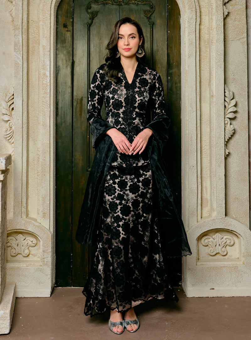 Manis Rafizah Lace Kebaya Peplum Kurung