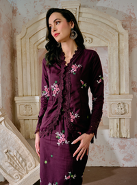 Manis Kaisara Embroidered Kebaya Kurung - Wine