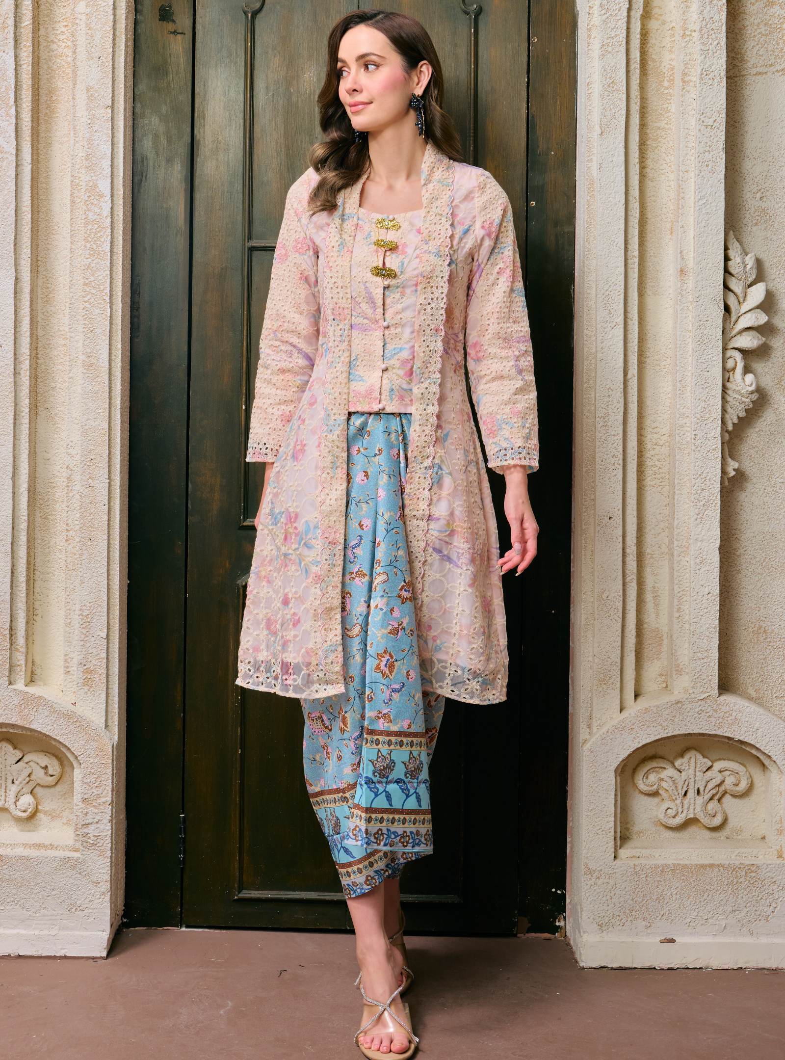 Sulam Ramlah Embrodered Kebarung Top Only - Blue Pink