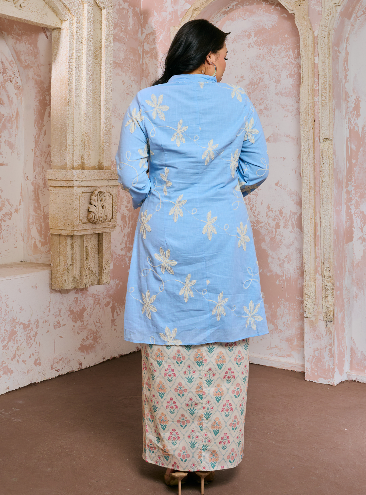Sulam Leha Embroidered Kebarung Top Only - Blue