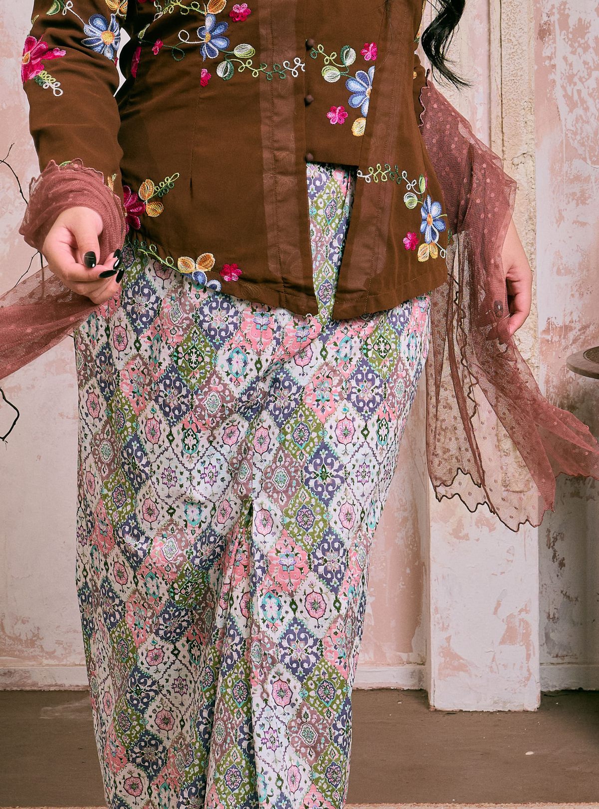 Orked Dotted Lace Selendang - Rosewood