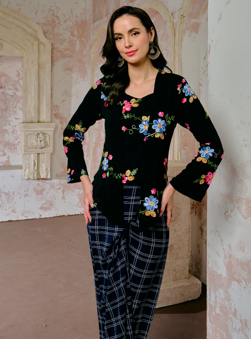 Manis Mawar Kebaya Top Only - Black