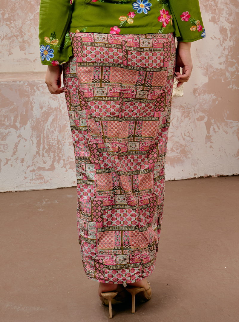 Naylah Songket Front Fold Skirt - Strawberry Pink