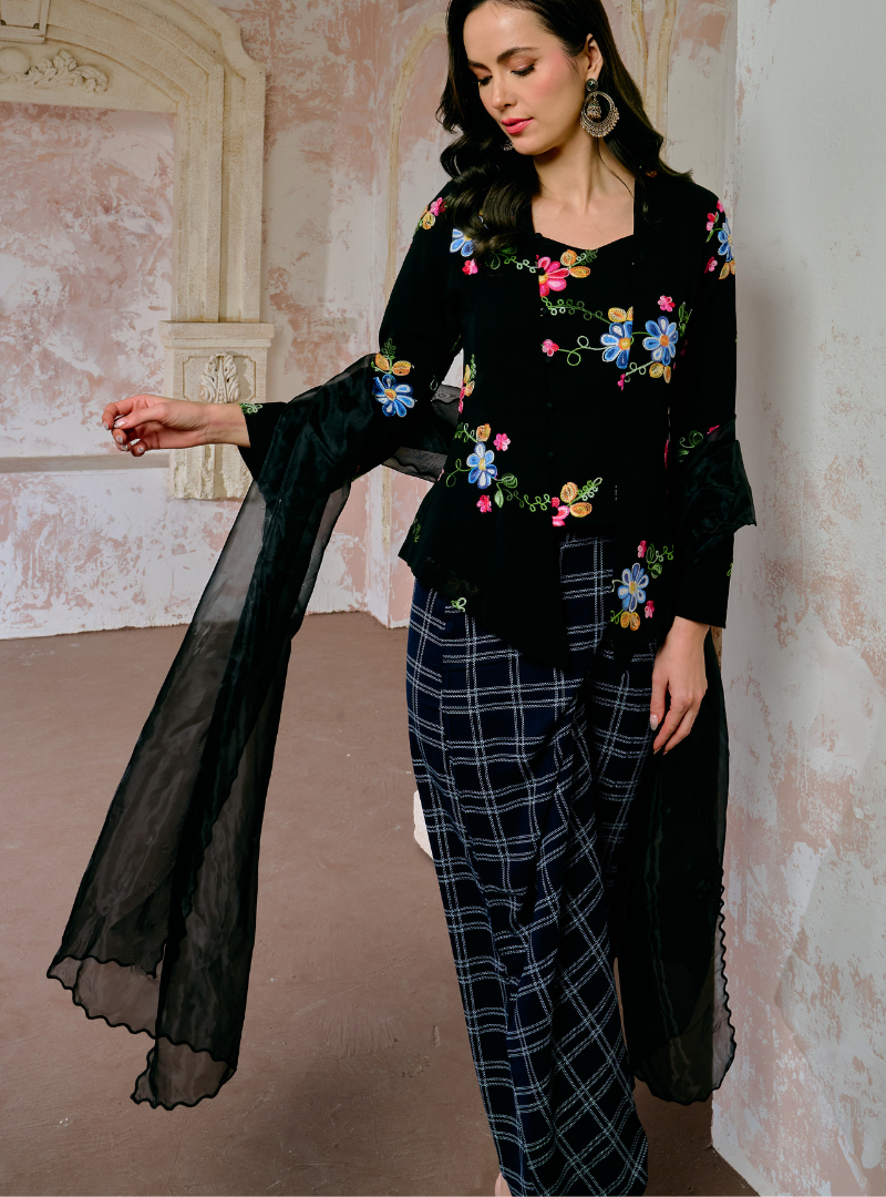 Manis Mawar Kebaya Top Only - Black