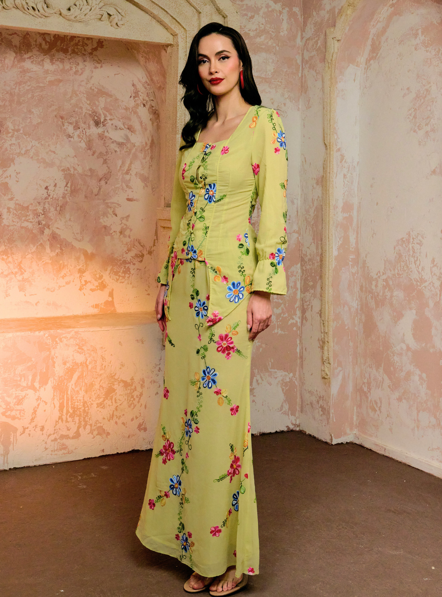 Manis Hafiya Crochet Kebaya Kurung