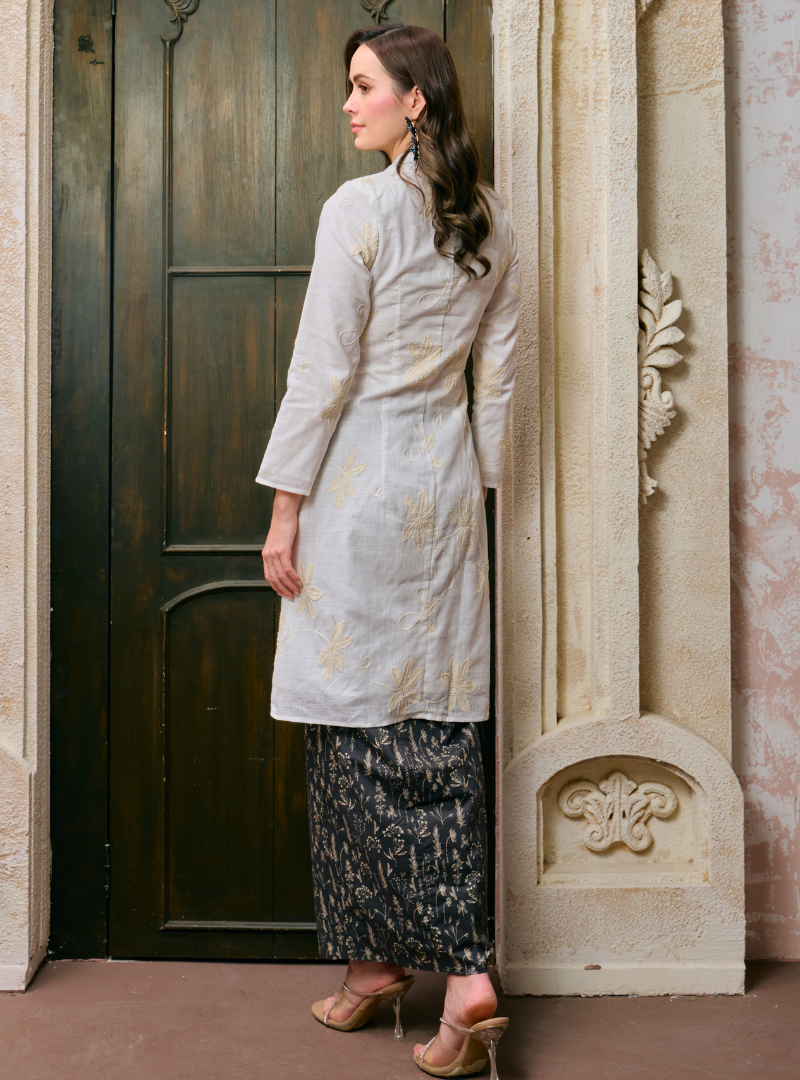 Sulam Leha Embroidered Kebarung Top Only - White