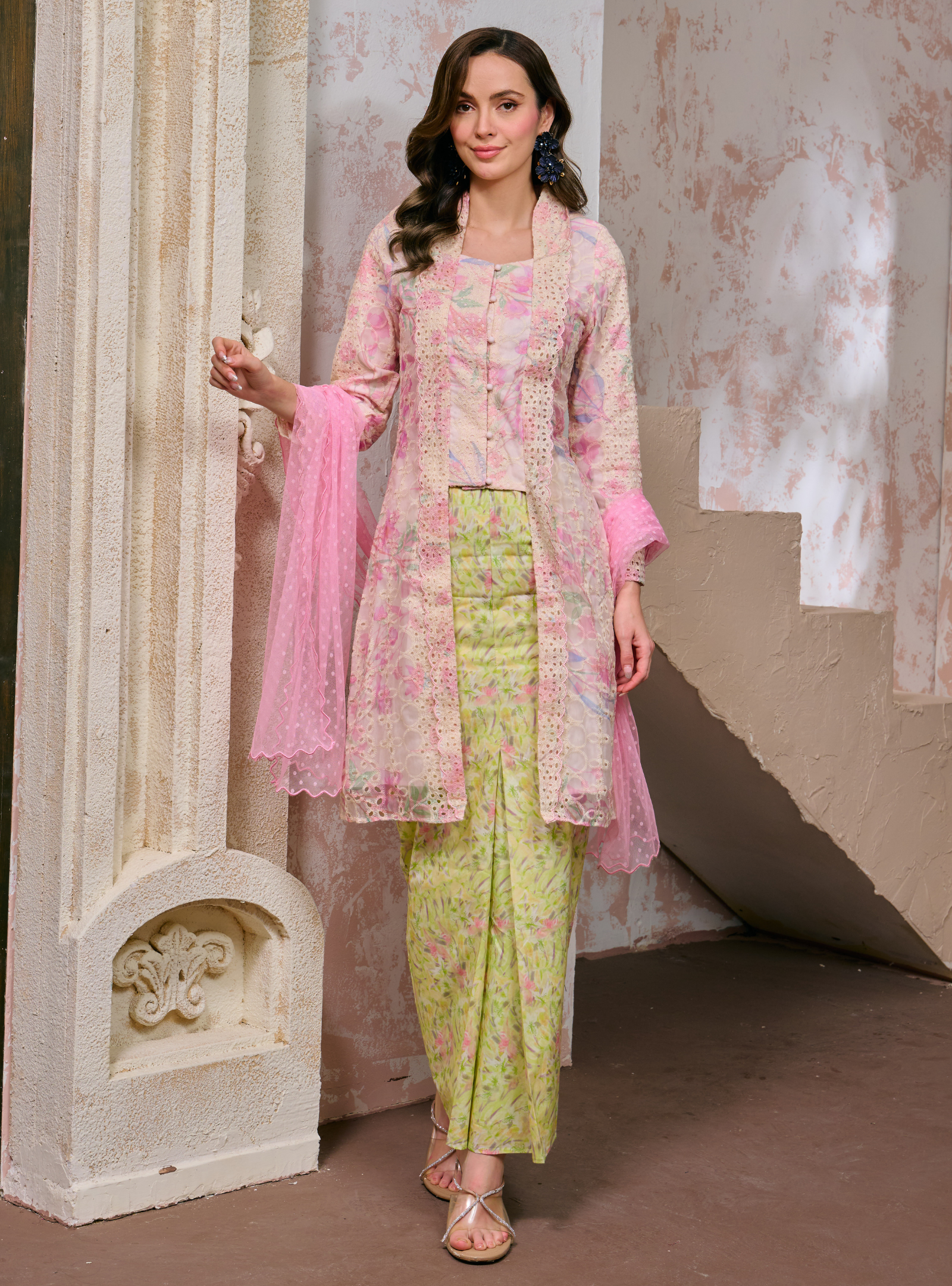 Sulam Ramlah Embrodered Kebarung Top Only - Pink