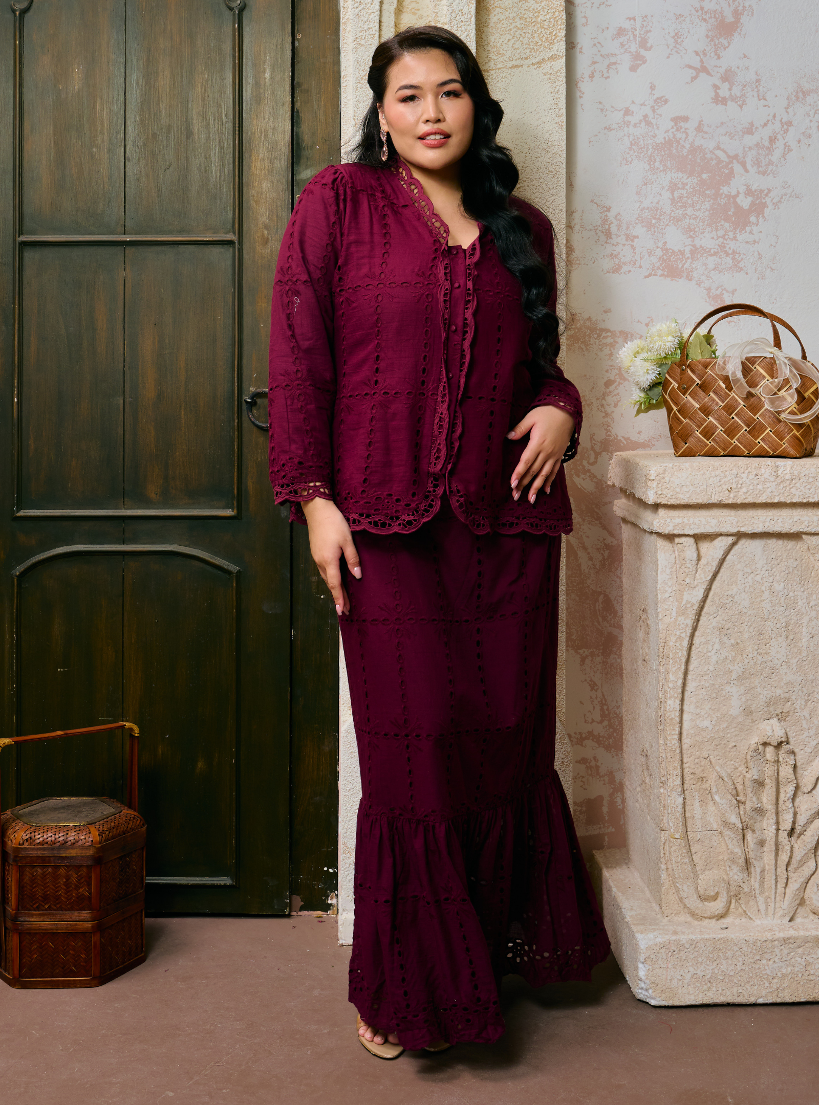 Sulam Salmah Eyelet Kebaya Kurung - Burgundy
