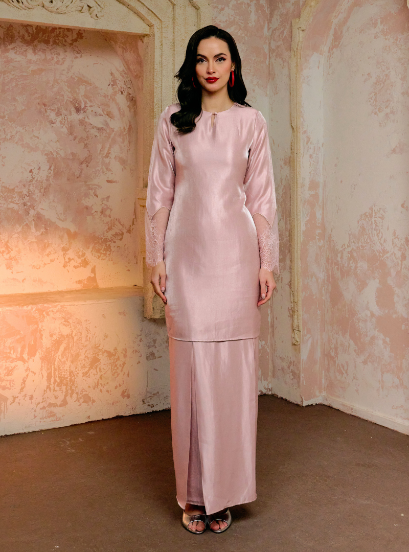 Manis Sofea Kurung Pahang - Bombshell Pink