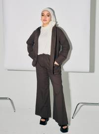 A woman dressed in Stone Grey Oversized Cotton Set