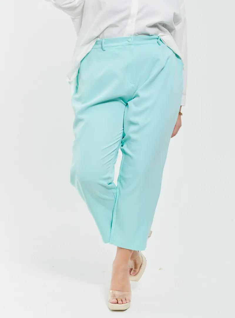 A woman wearing Tifanny Skinny Tuxedo Trouser