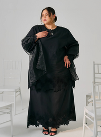 Tun Jemah Eyelet Kurung - Black