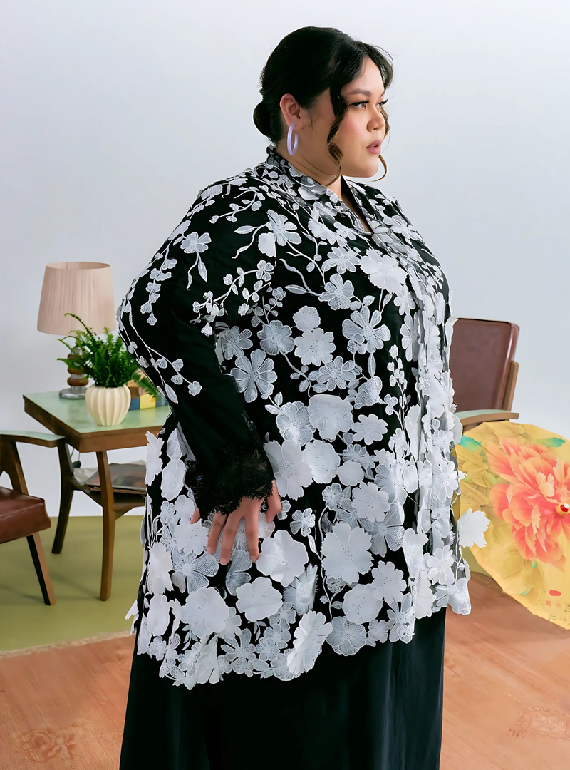 Tun Embun 3D Embroidered Kebaya Kurung - Black White