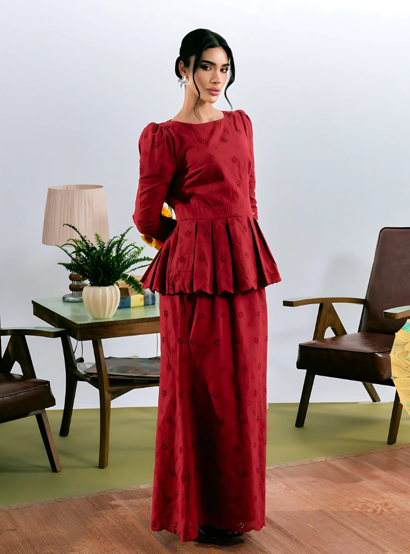 Tun Intan Eyelet Peplum Kurung