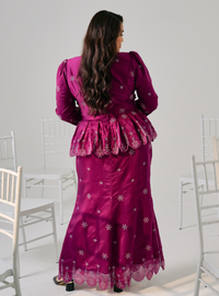 (AS IS) Tun Maimunah Eyelet Peplum Kurung - Purple