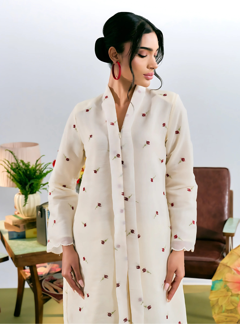 Tun Raisa Roses Embroidered Kebarung