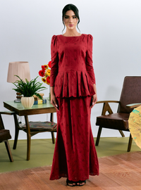 Tun Intan Eyelet Peplum Kurung