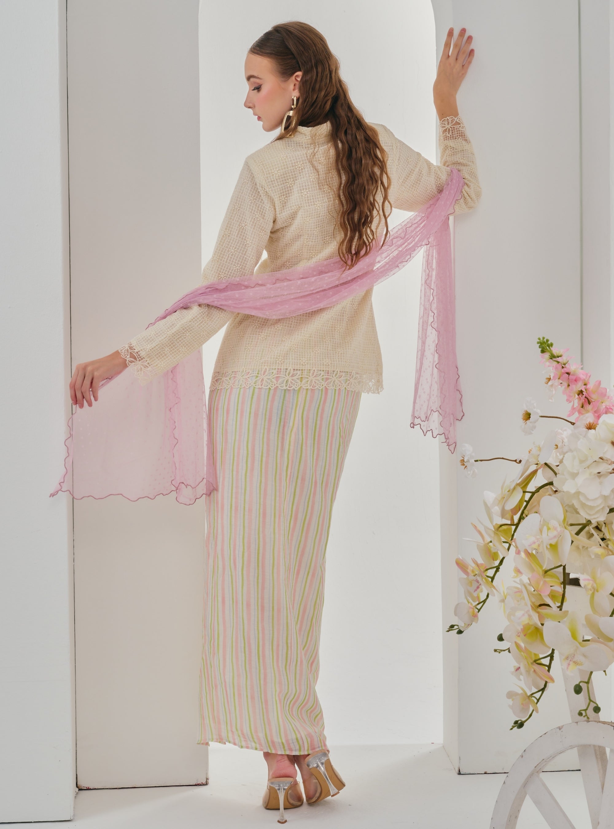 Bunga Setia Kebaya Top Only - Checked Flower