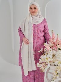 Bunga Karly Embroidered Kebarung - Pink