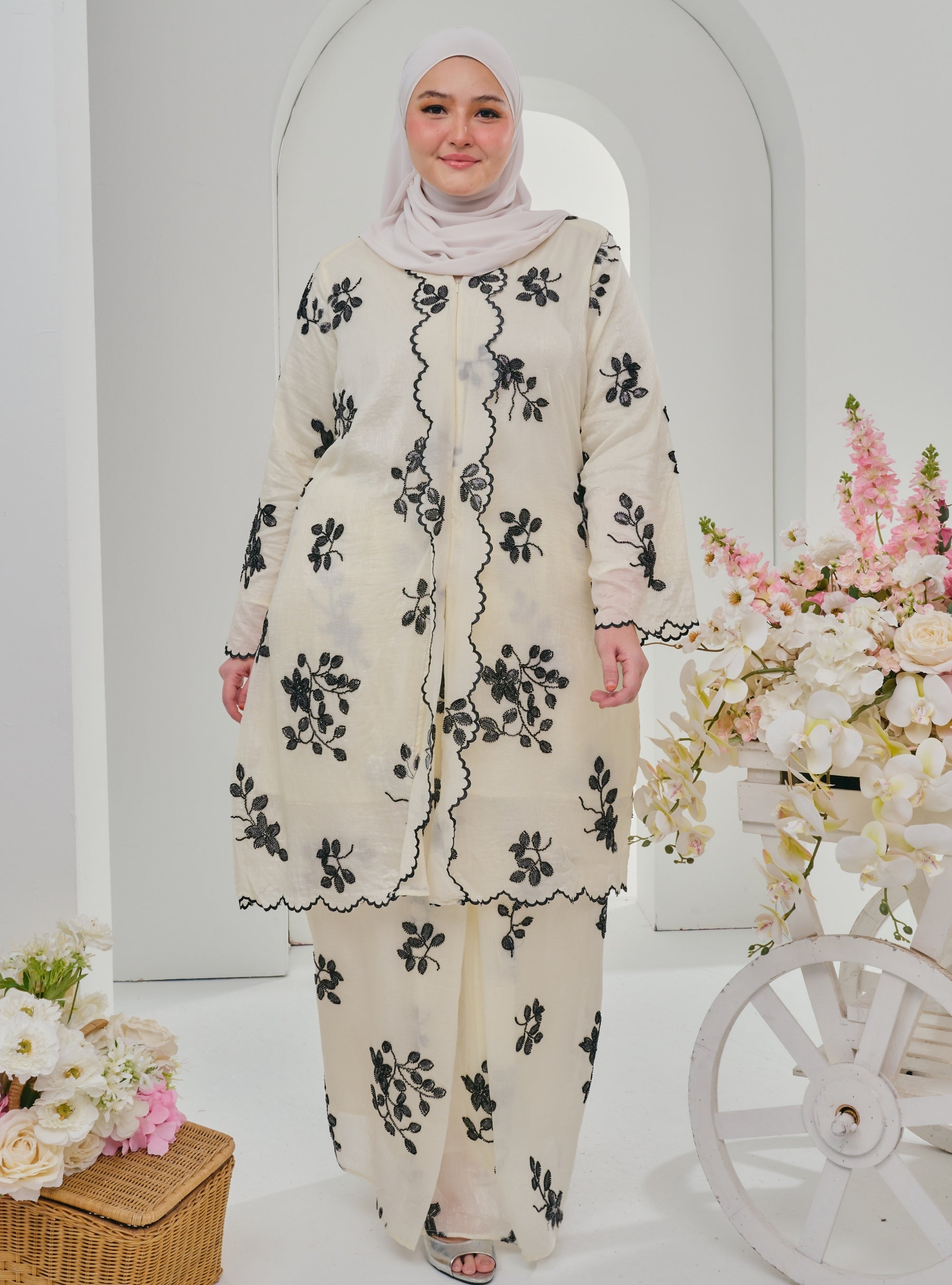 Bunga Cinta Beaded Kebarung