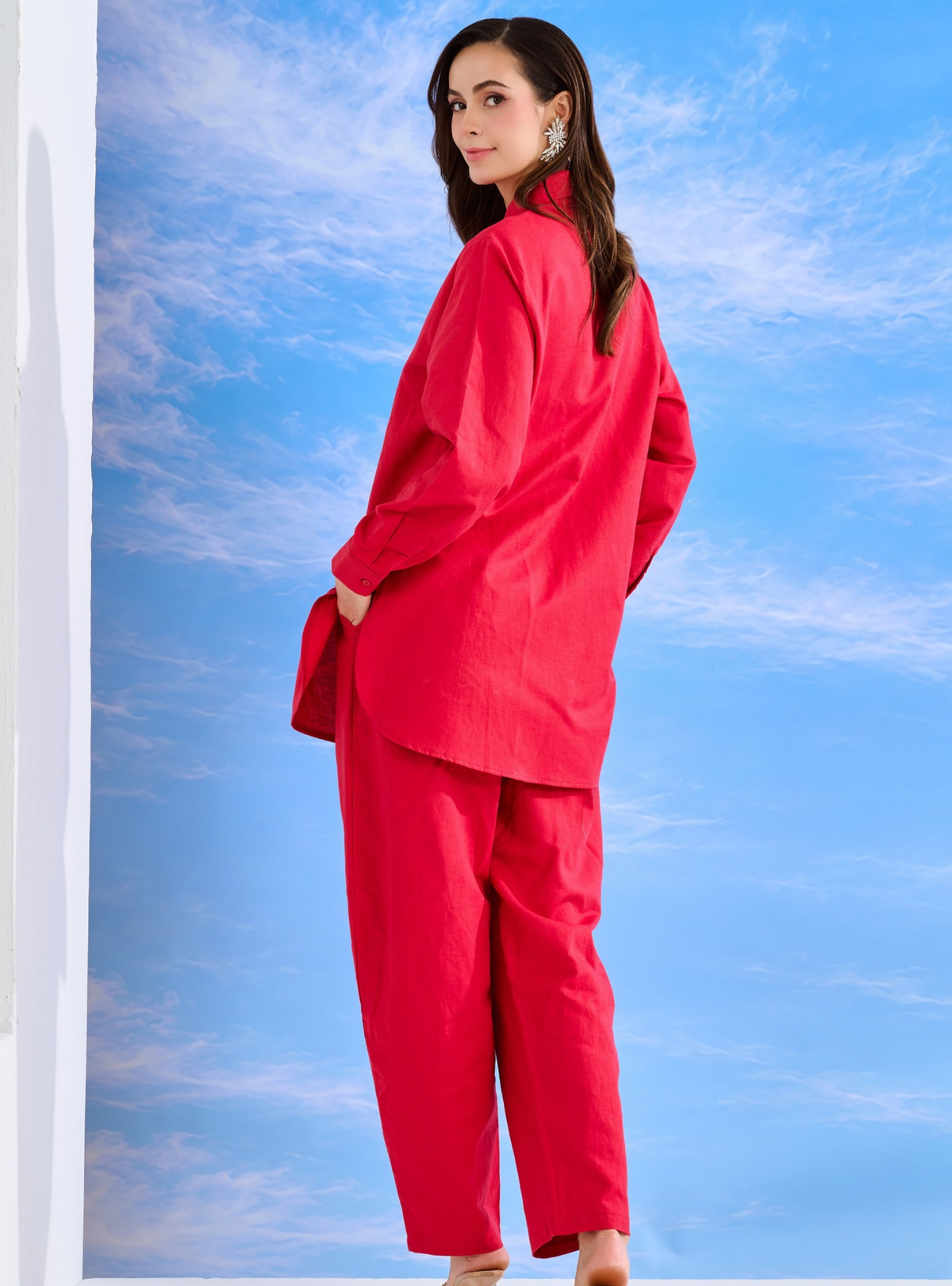 Luma Linen Shirt - Scarlet Red