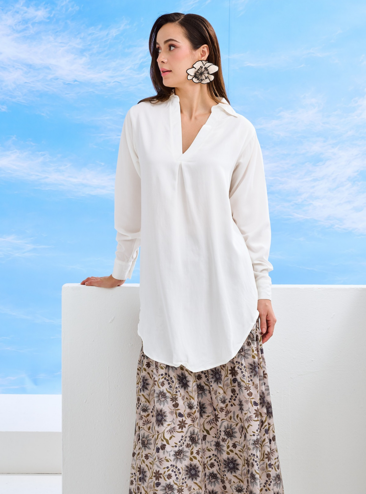 Pana Relaxed V-Neck Blouse