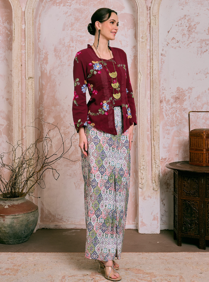 Manis Mawar Kebaya Top Only - Burgundy