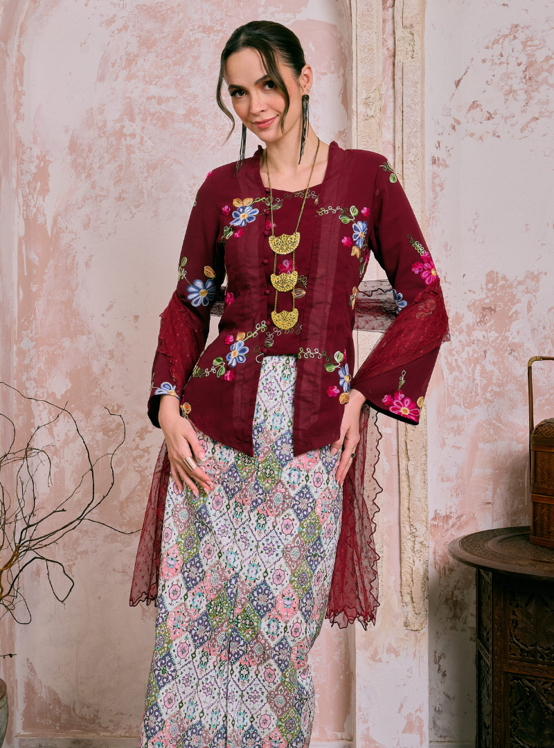 Manis Mawar Kebaya Top Only - Burgundy