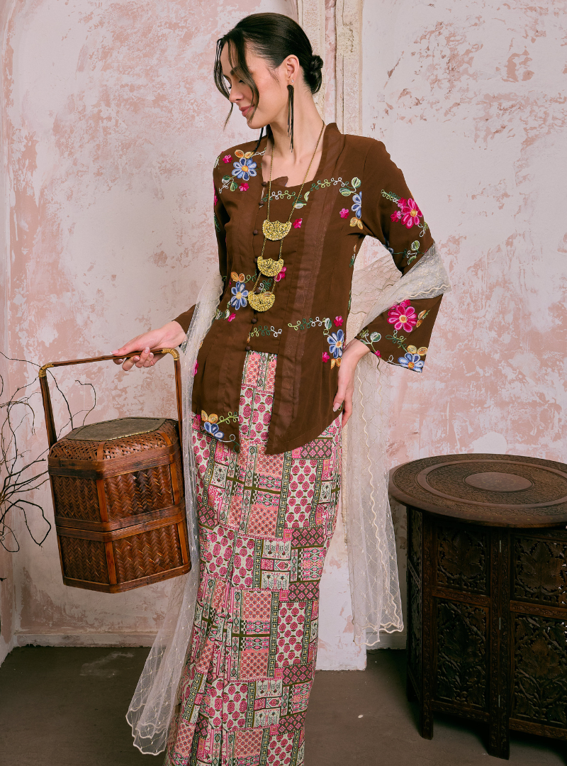 Manis Mawar Kebaya Top Only - Rich Brown