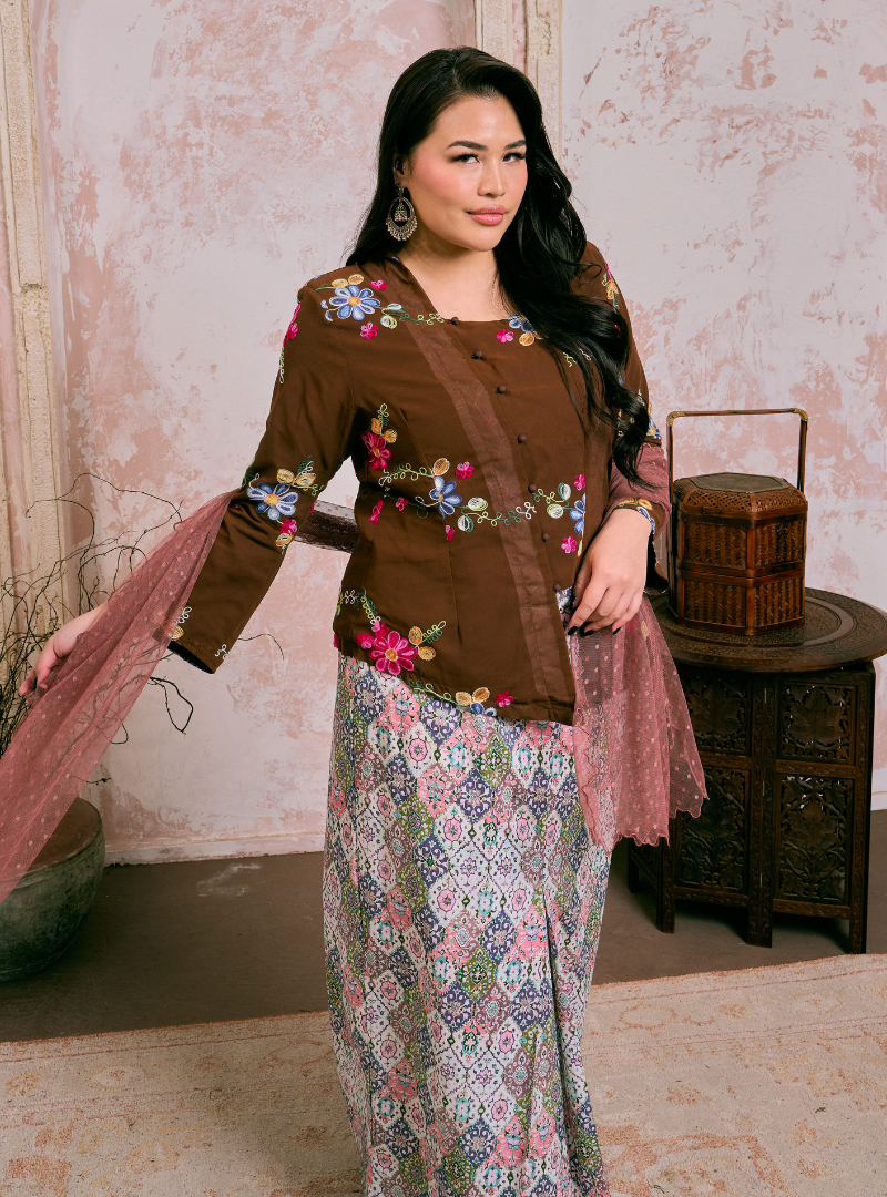Manis Mawar Kebaya Top Only - Rich Brown