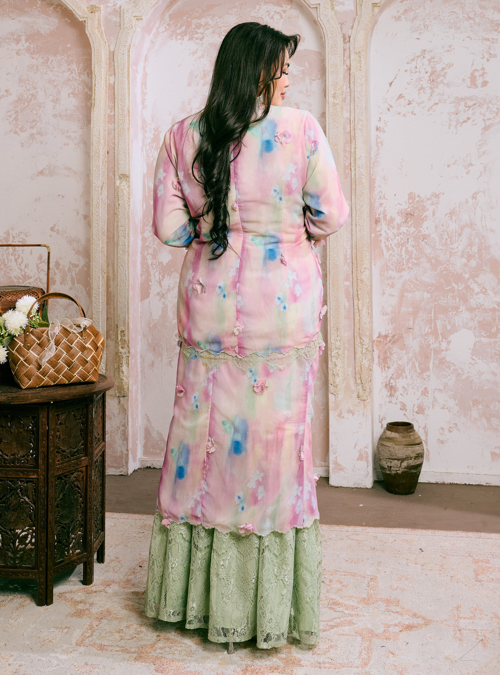 Santun Aminah 3D Lace Kurung - Matcha Strawberry