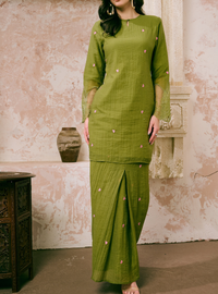 Santun Elora Embroidered Kurung Pahang - Matcha