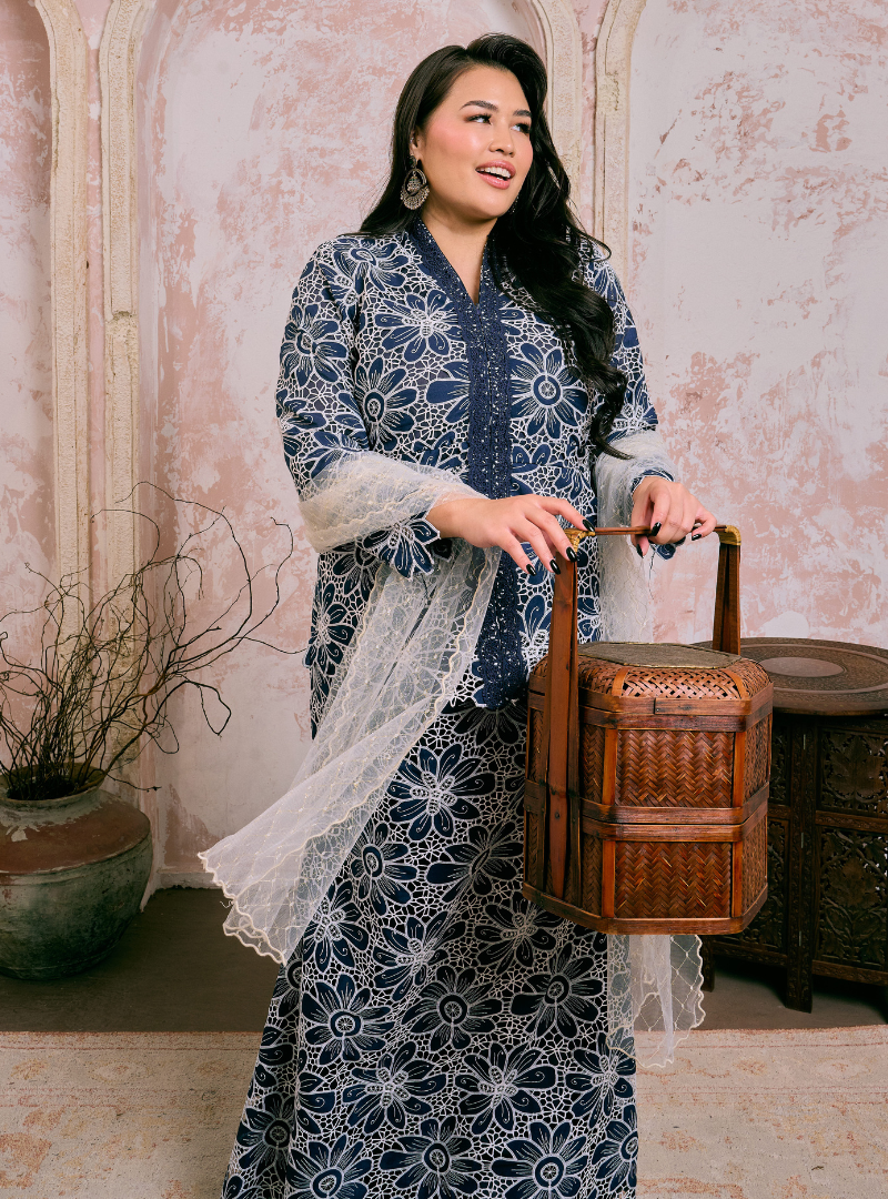 Santun Rafiah Eyelet Kebaya Kurung - Navy Teal