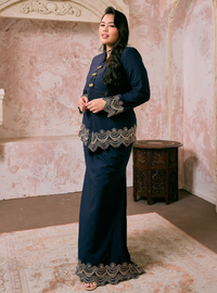 Santun Samizah Embroidered Kebaya Kurung - Navy