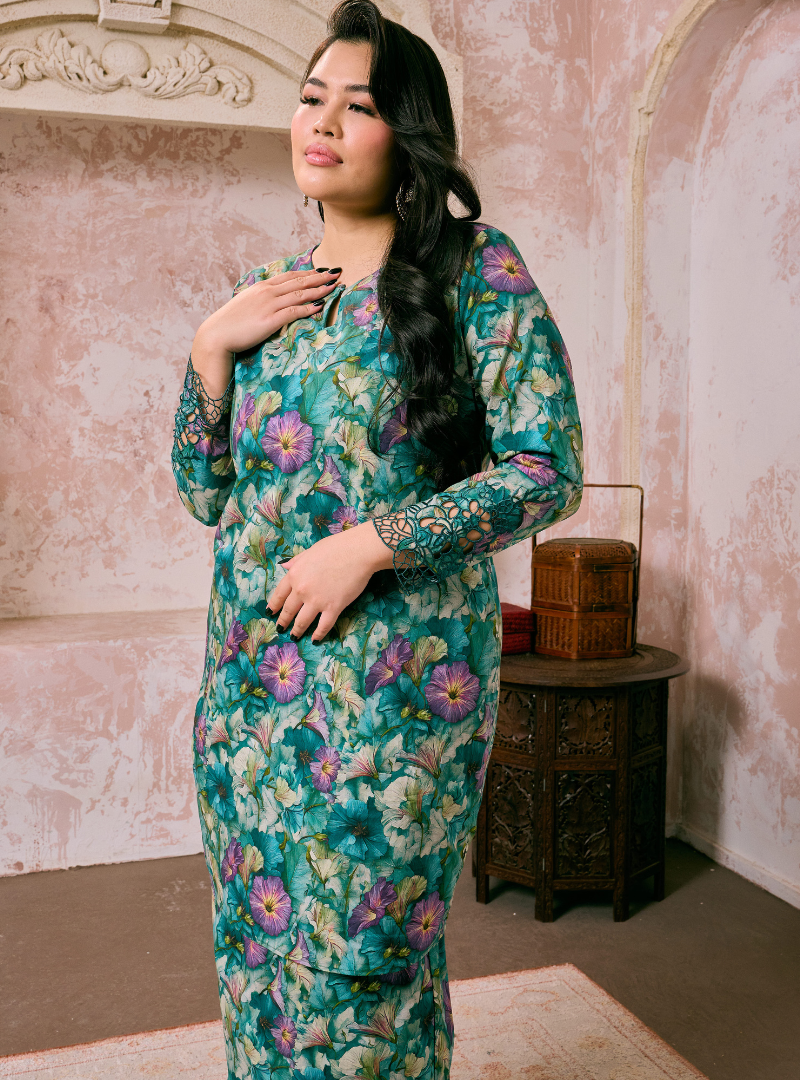 Santun Mia Kurung Pahang - Teal Bunga