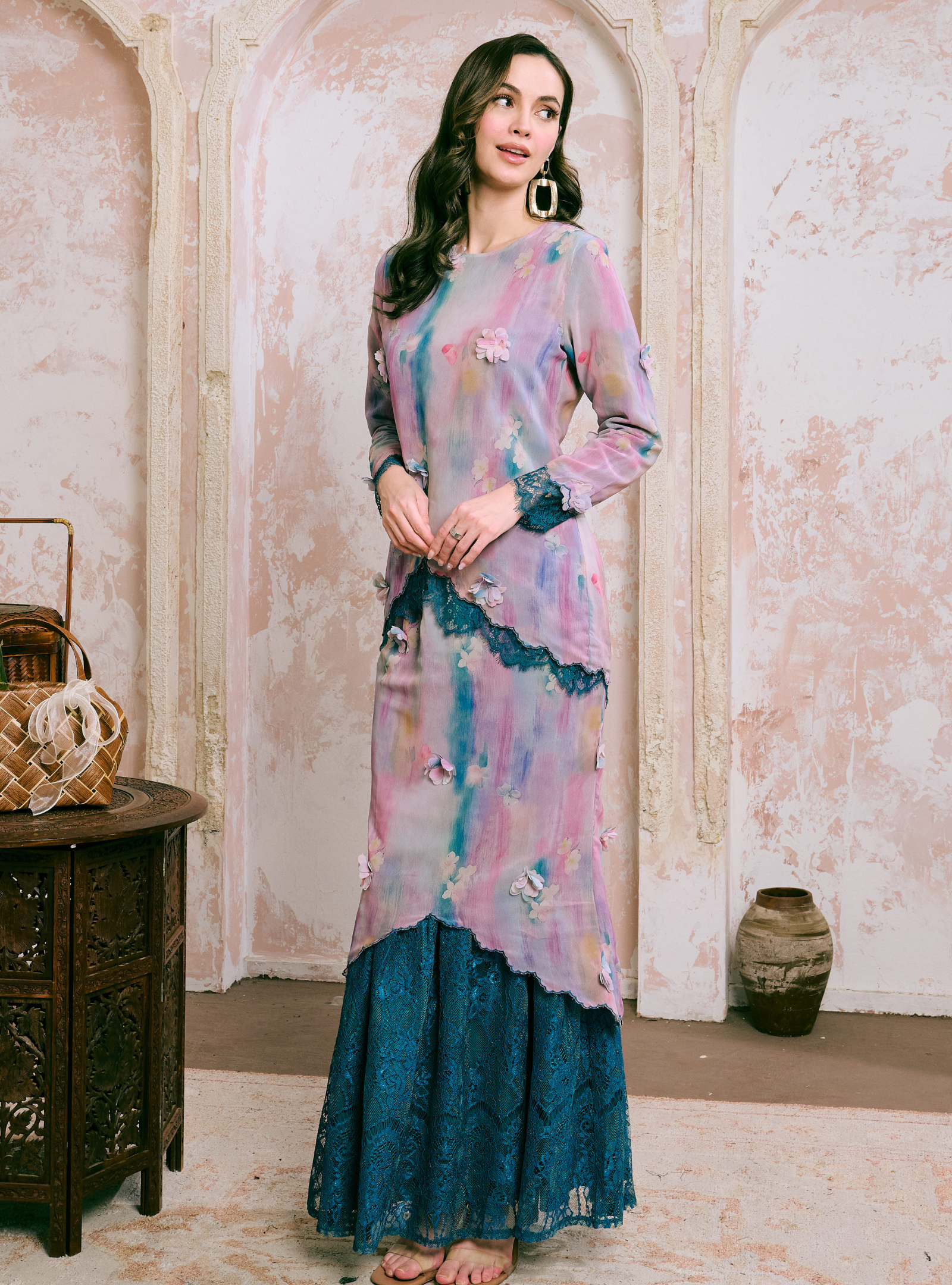 Santun Aminah 3D Lace Kurung - Teal