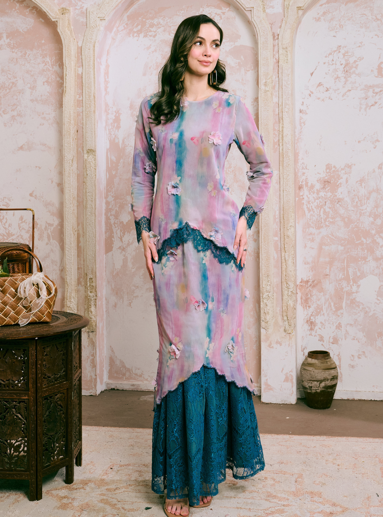 Santun Aminah 3D Lace Kurung - Teal